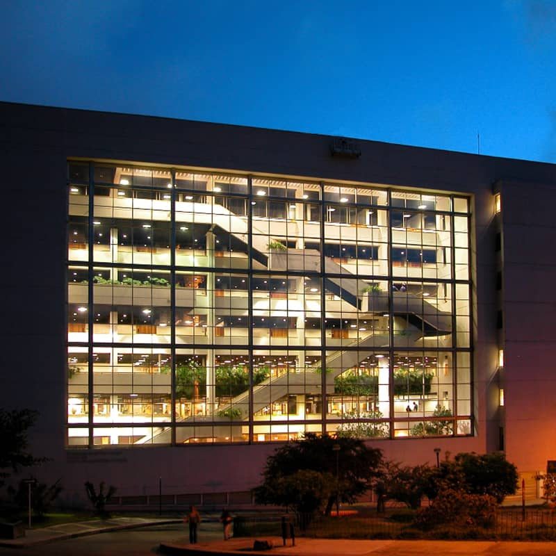 Edificio de Posgrados Universidad Jorge Tadeo Lozano